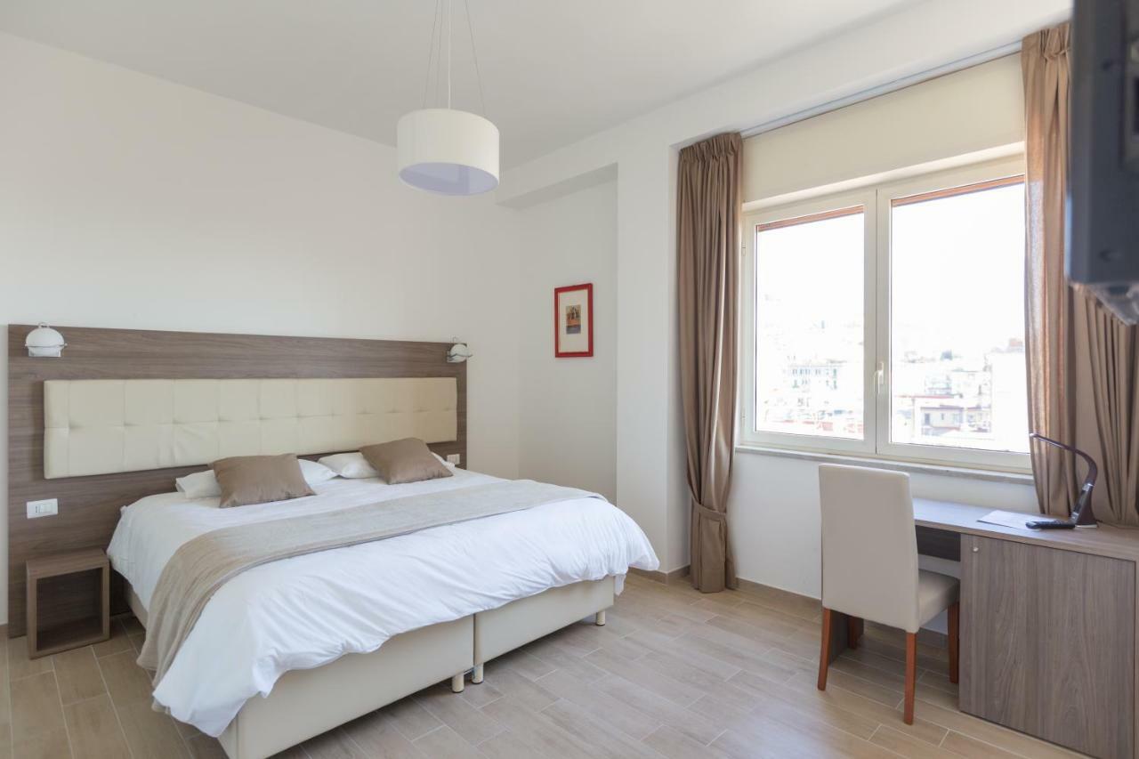 مبيت وإفطار نابولي Mergellina Relais المظهر الخارجي الصورة