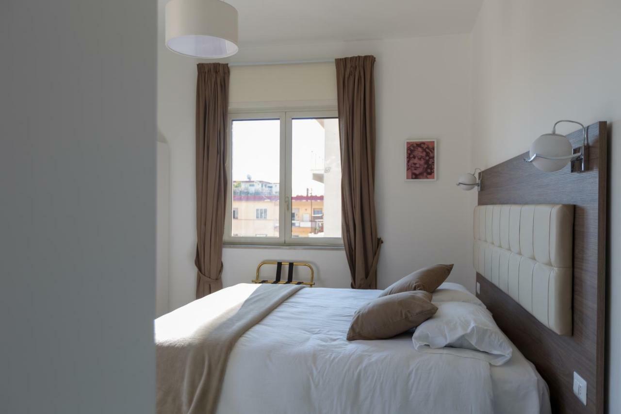 مبيت وإفطار نابولي Mergellina Relais المظهر الخارجي الصورة